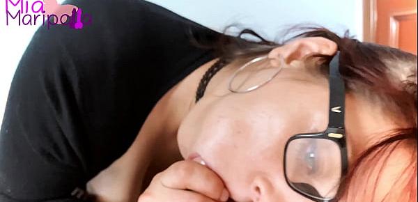  Passionate condom blowjob on the first date